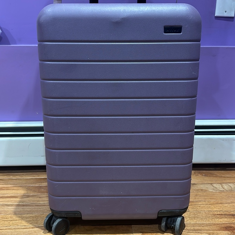 Away The Bigger Carry-On